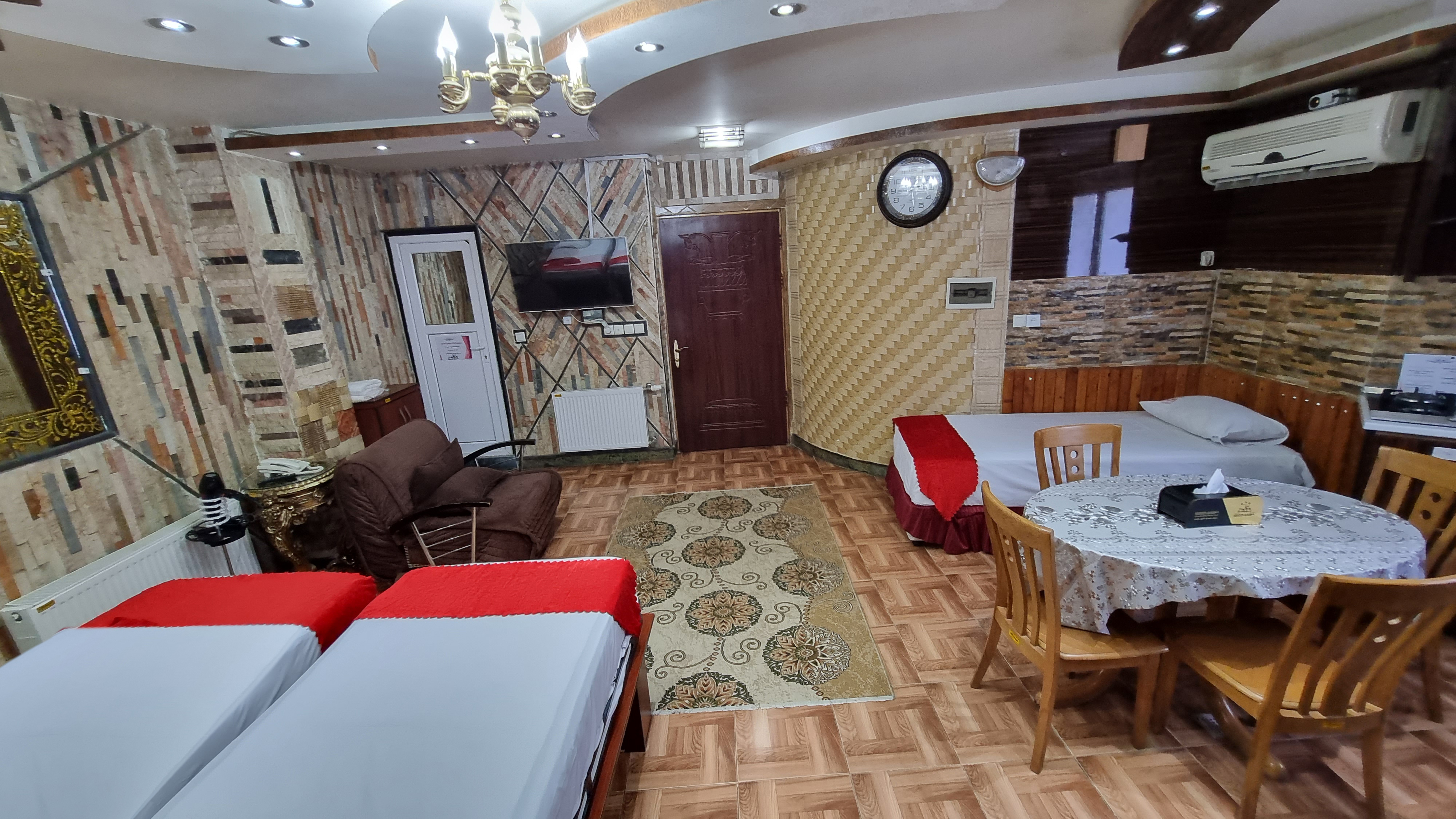 reservation 65-meter 5-person  Managers Room Sabouri apartment hotel