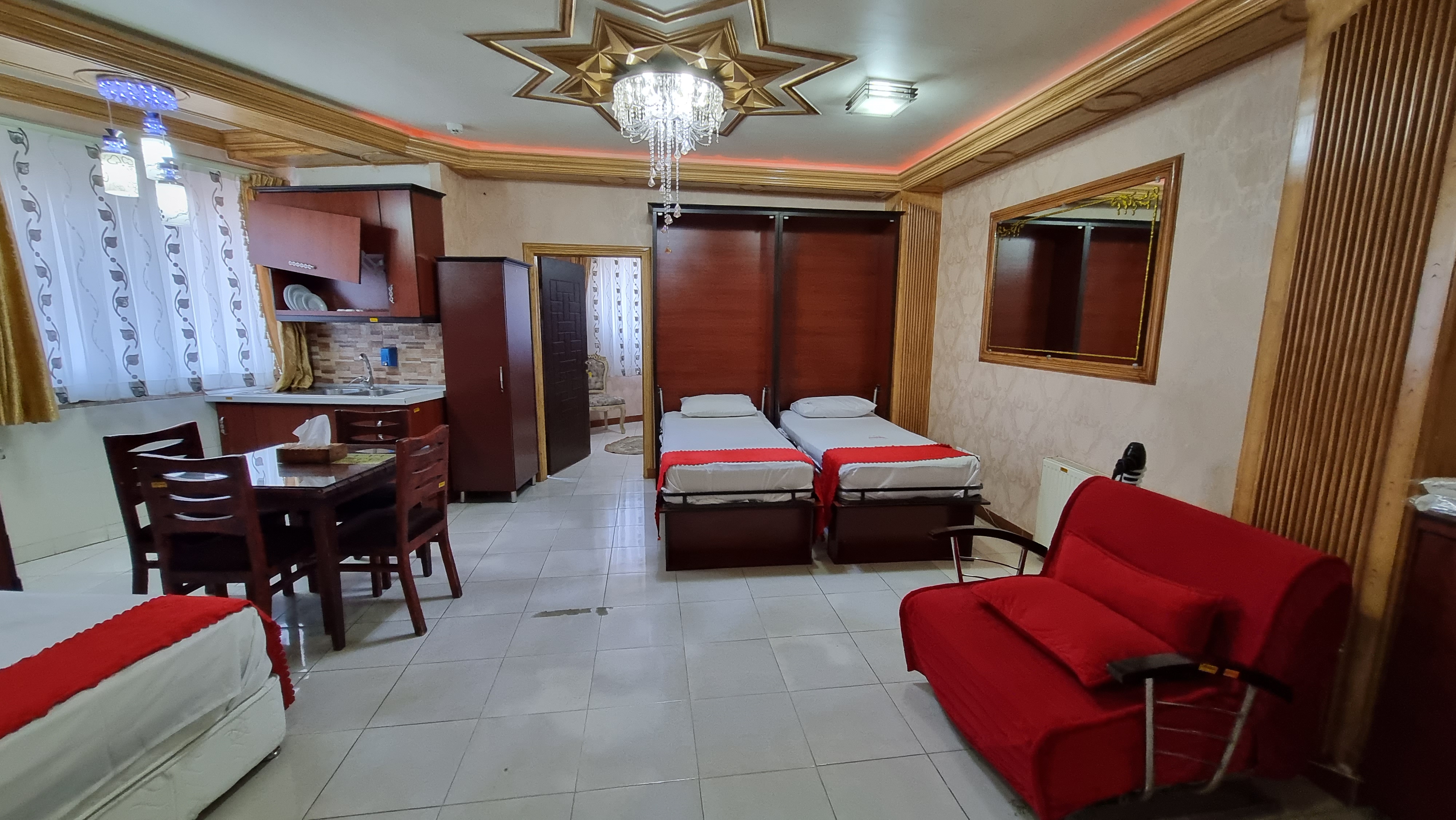 reservation 65-meter 4-person  Sabouri apartment hotel
